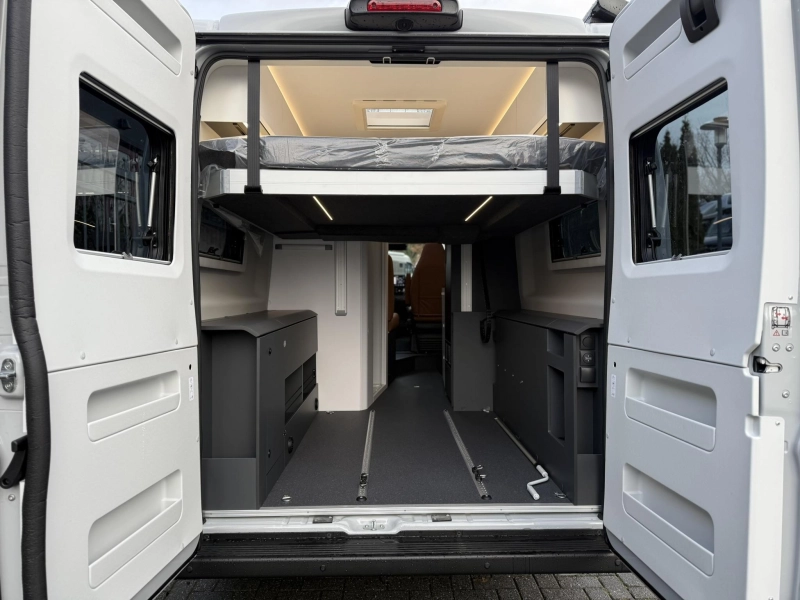 Adria Twin Supreme 640 SGX 180PK - Heavy chassis  foto: 9