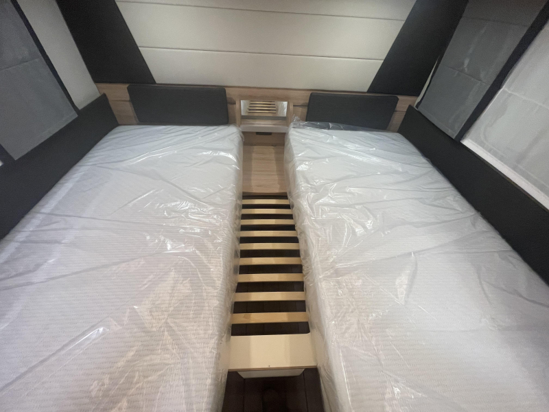 Knaus Sudwind Black Selection 540 UE +vloerverwarming+EcoPore+  foto: 14