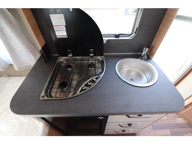 Weinsberg CaraOne Edition HOT 390 QD MEGA KORTING / 917  foto: 12