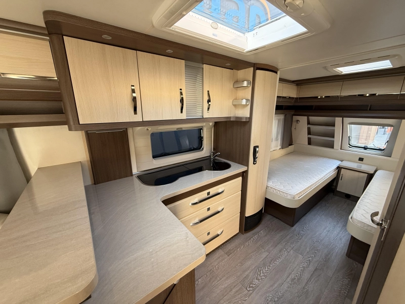 Hobby Prestige 620 CL Top conditie | Compleet  foto: 8