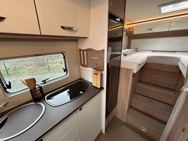 Bürstner Delfin T 690 G - navi  foto: 12