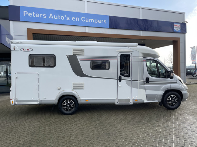 LMC Cruiser Sportline 662 G Edition 60 Jahr | Single beds | Roof air conditioning | 1st owner | 2x Solar | Tow bar | Inverter | Camera | TV | Navi | Clima | Air suspension | Head-up display | Stabilizer jacks | Lane Assist photo: 1