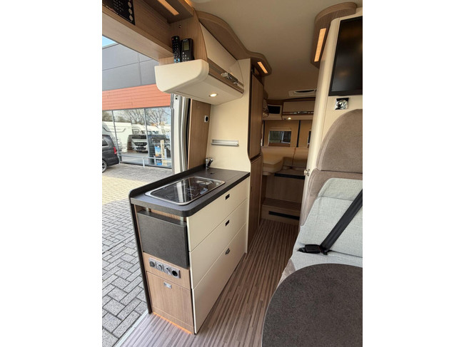 Malibu 640 LE Charming GT 9T-Automatic Single Beds Skyview Bike Swing photo: 14