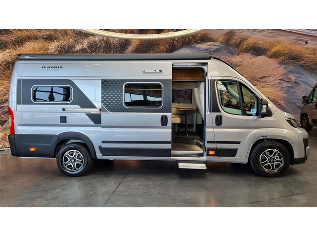 Adria Twin 640 SGX 60 YEAR foto: 23
