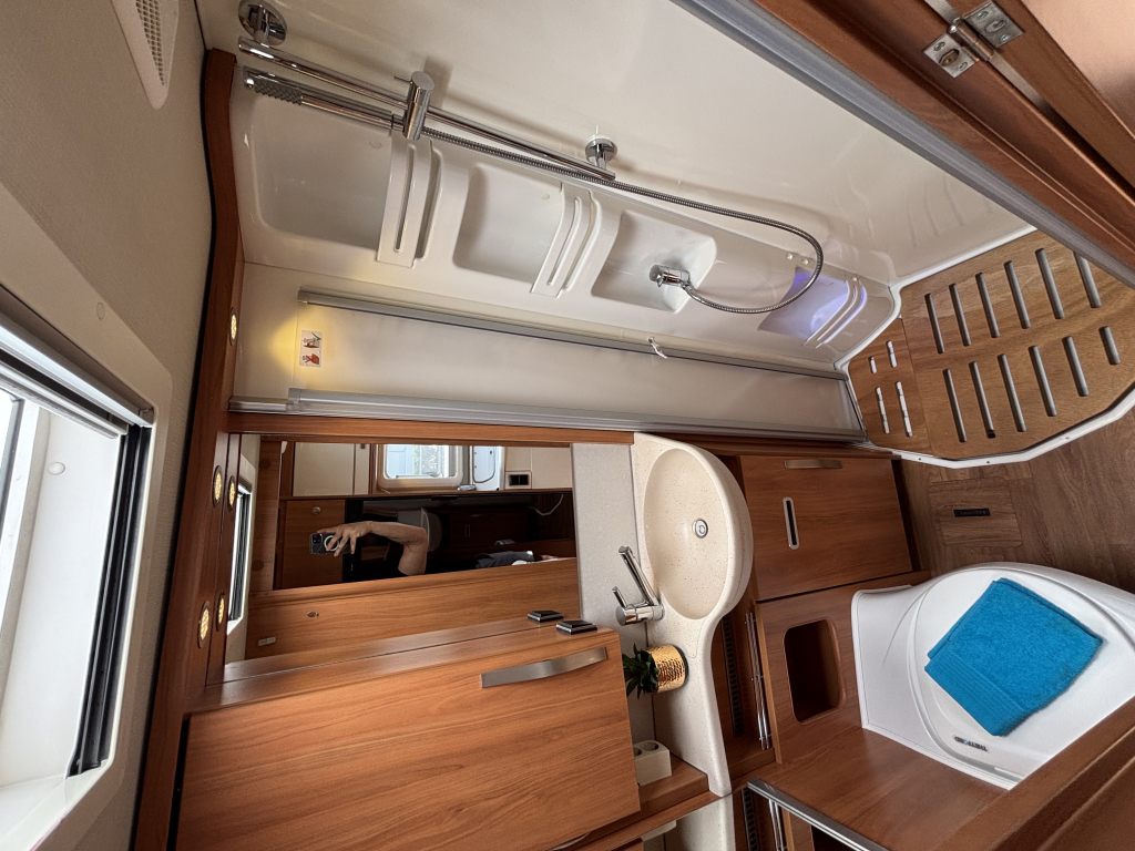 Hymer ML-T 580 CAMAS INDIVIDUALES AUTOM&Aacute;TICO MERCEDES C&Aacute;MARA 6.99M foto: 8