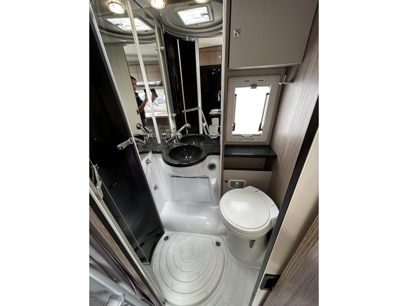 Chausson Flash 646 C Alkoven/2017/Euro-6/6.20M! Foto: 12