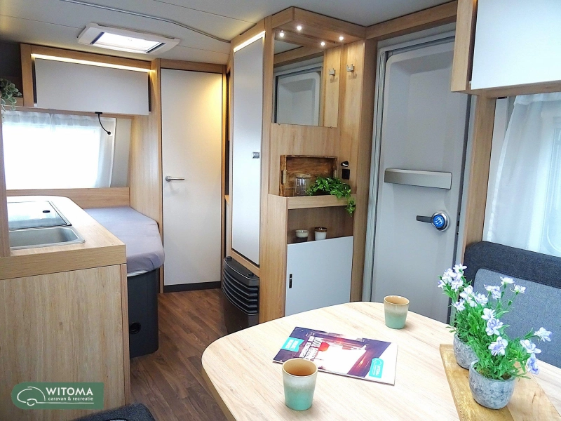 Knaus Sport 450 FU Sale &acirc;&not; 2.361,- avantage photo: 2