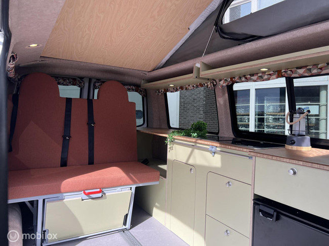 Volkswagen T6 2017 L1H1 Florida 4p Foto: 13