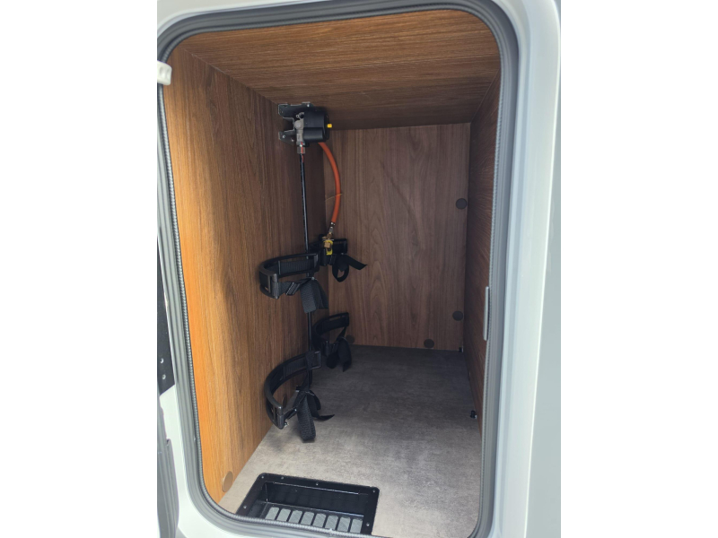 Laika Ecovip L 2009 Titanio 6.6M, Vlakke vloer, LUXE  foto: 12