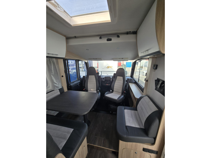 Sunlight I68 Adventure Volle Optionen + Nivelliersystem Foto: 2