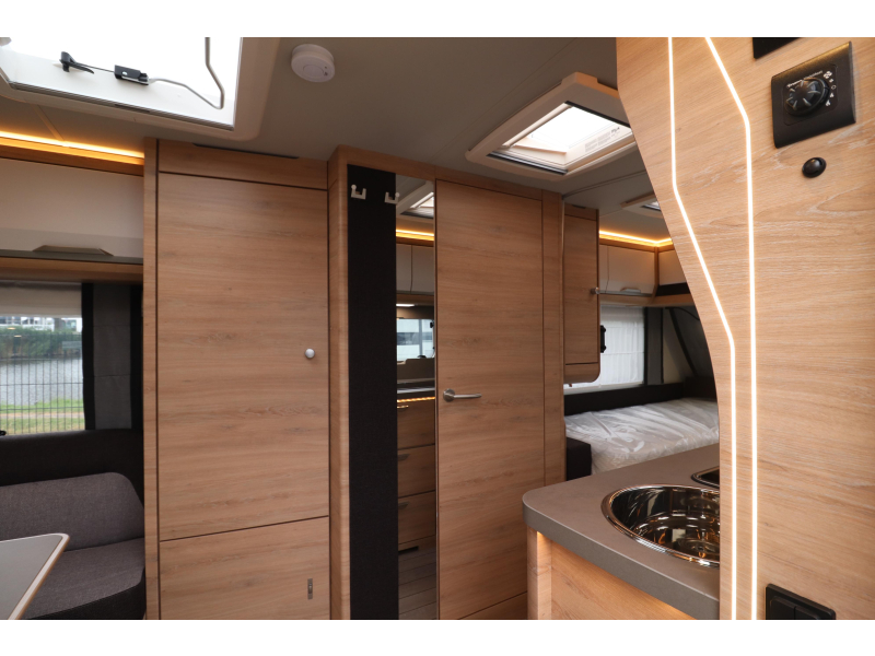 Knaus Sudwind Black Selection 500 EU MODEL 2026 - Wei&szlig; - 403 Foto: 9