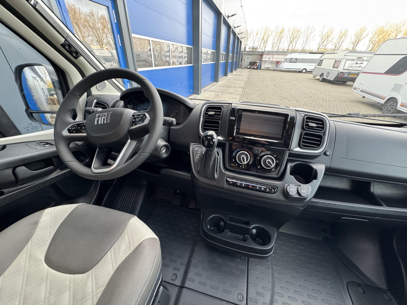 Knaus L!ve Wave 700 MEG  foto: 21