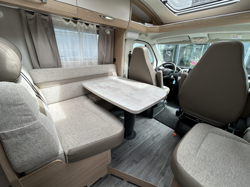 LMC Cruiser T 732 Automaat  foto: 12