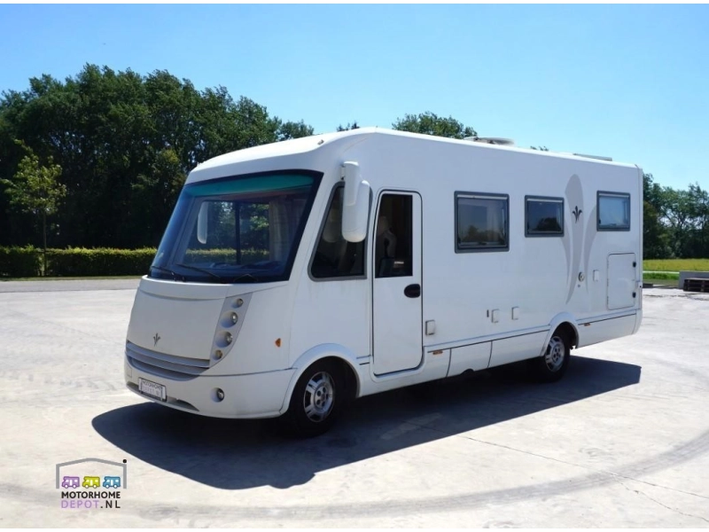 Niesmann+Bischoff Arto 69 L Sachs Automaat  foto: 3