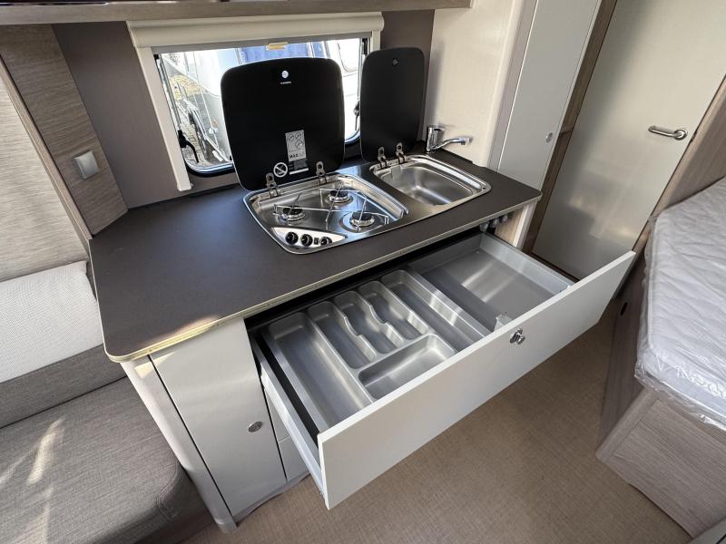 Bürstner Premio 455 TS  foto: 11