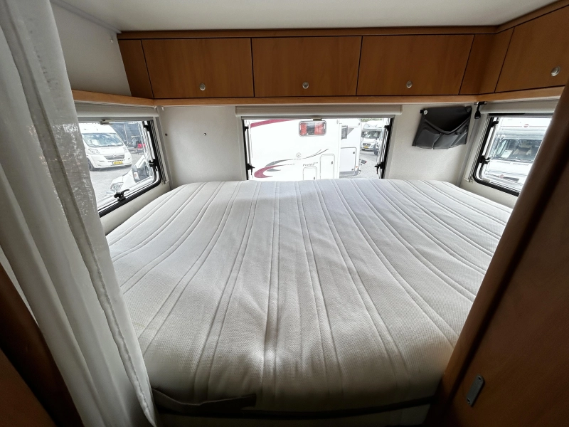Weinsberg Orbiter 631 Dwarsbed/Alkoof/2004/6.3M  foto: 11