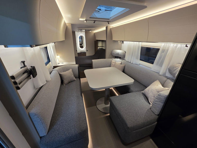 Adria Alpina 663 HT  foto: 5