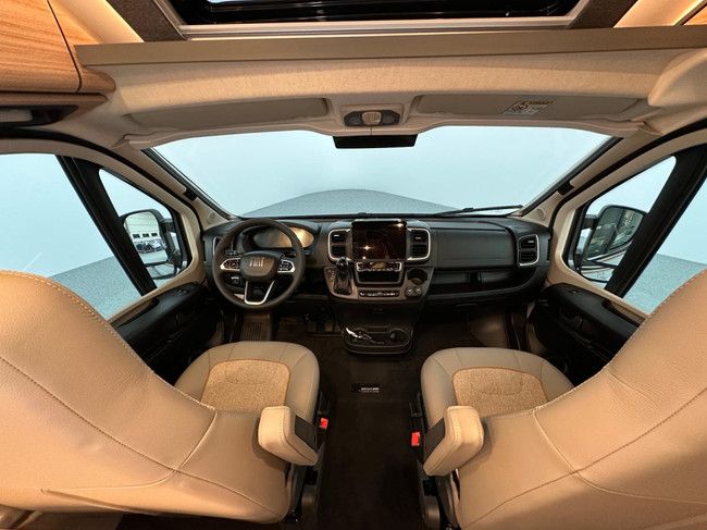 Malibu Van Diversity 640 LE K Charming GT Skyview foto: 9