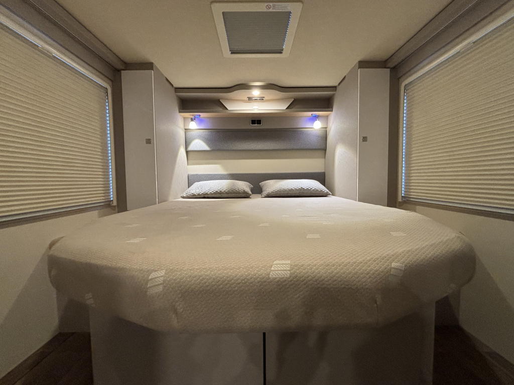 HYMER 2022 Face tot Face Queensbed 150pk handgeschakeld T695 S foto: 10