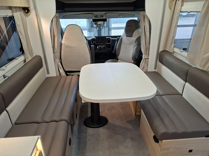 Chausson 640 ruimtewonder nu ook Fiat  foto: 6