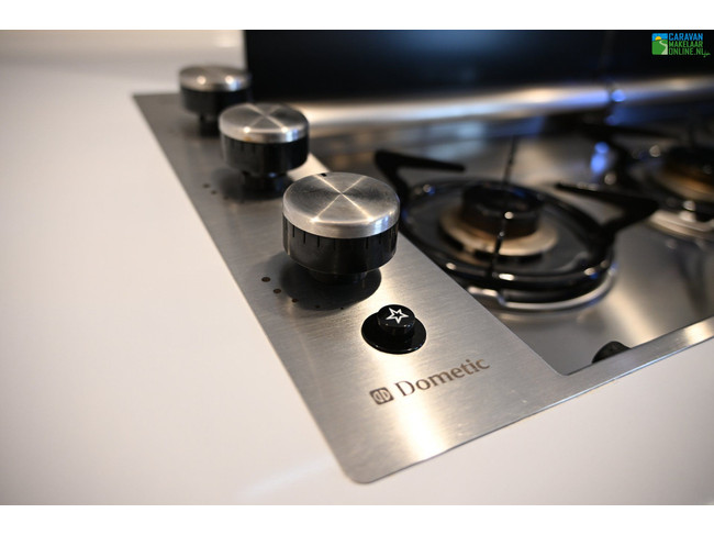 Adria Astella Glam Edition 663HT foto: 15