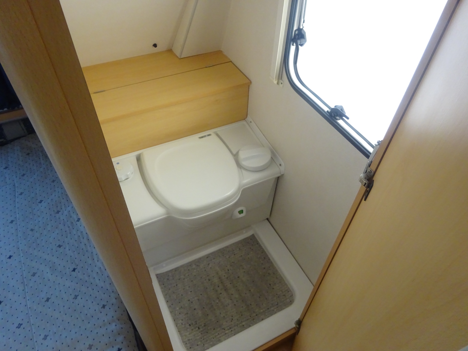 Chateau Calista  390 Frans Bed en Treinzit #TOPPER# foto: 14