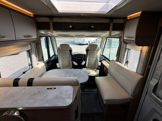 Knaus 700MEG Live I 9T-Automatique Lits Jumeaux Lit Pavillon Alde Attelage photo: 9
