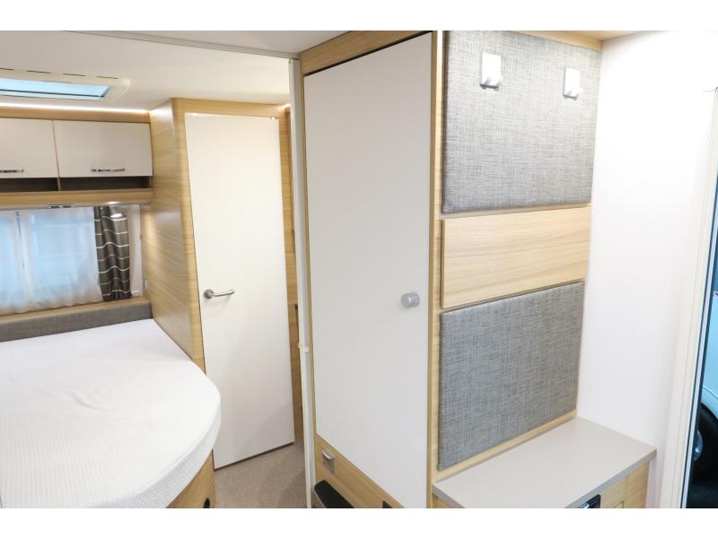 Dethleffs Camper 475 FR MOVER+LUIFEL+FIETSEN  foto: 16