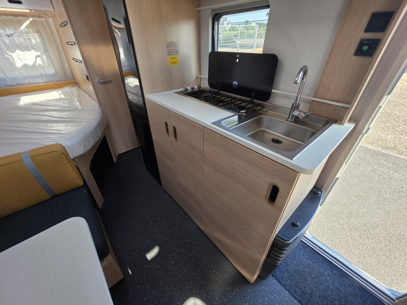 Adria Aviva 472 PK photo: 11
