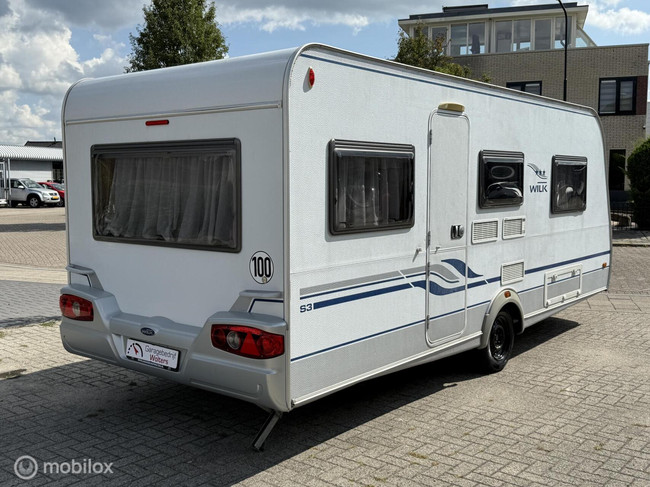Wilk 490 S3 Enkele bedden voortent rondzit