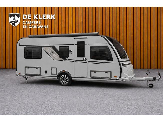 Knaus S&Uuml;DWIND 540 UE BLACK SELECTION / 50% de descuento