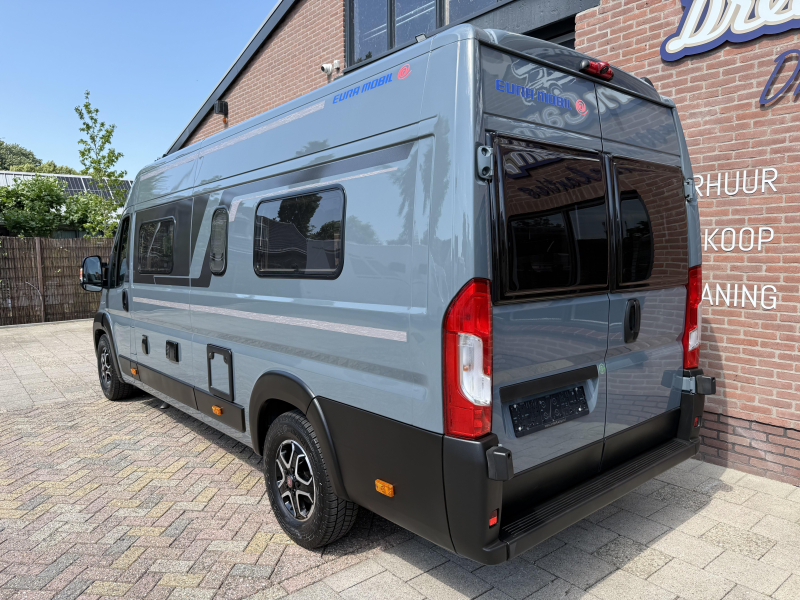 Eura Mobil Van 635 EB V635 EB Lage bedden!  foto: 8