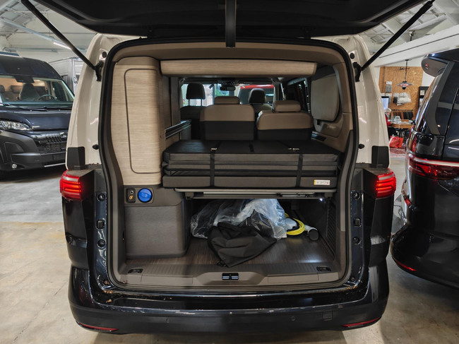 Volkswagen California Ocean 1.5 eHybrid DSG 4MOTION 245pk foto: 18