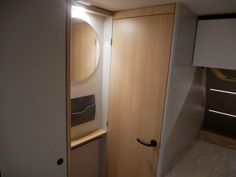 LMC Style 440 D now with FREE mover photo: 9