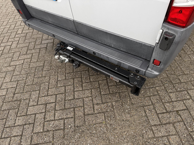 Pössl Roadstar 600L Automaat Lengtebedden foto: 16
