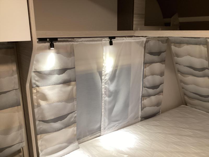 Dethleffs C'Joy Active 480 QLK stapelbed  foto: 6