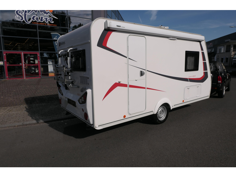 Sterckeman Easy Comfort 420 CP luifel en fietsendrager  foto: 2