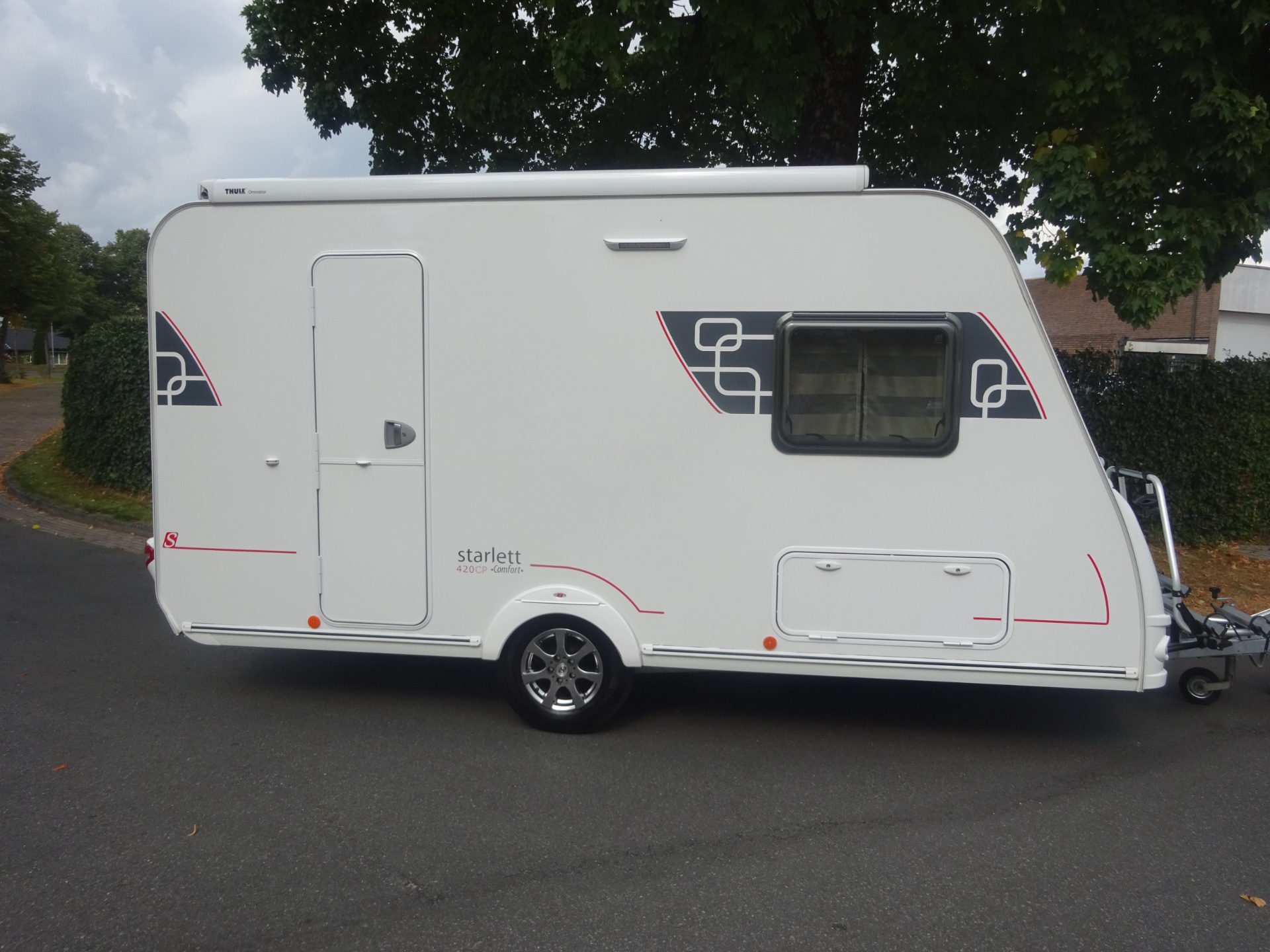 Sterckeman Starlett 420 Comfort Met Vaste Luifel foto: 2