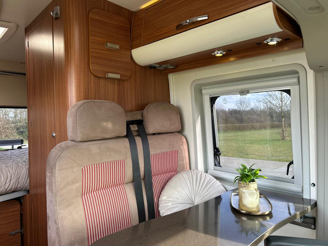 Adria TWIN ACTIVE 540 2.3 131 PK Fiat Ducato Buscamper Origineel Nederlandse Camper! foto: 22