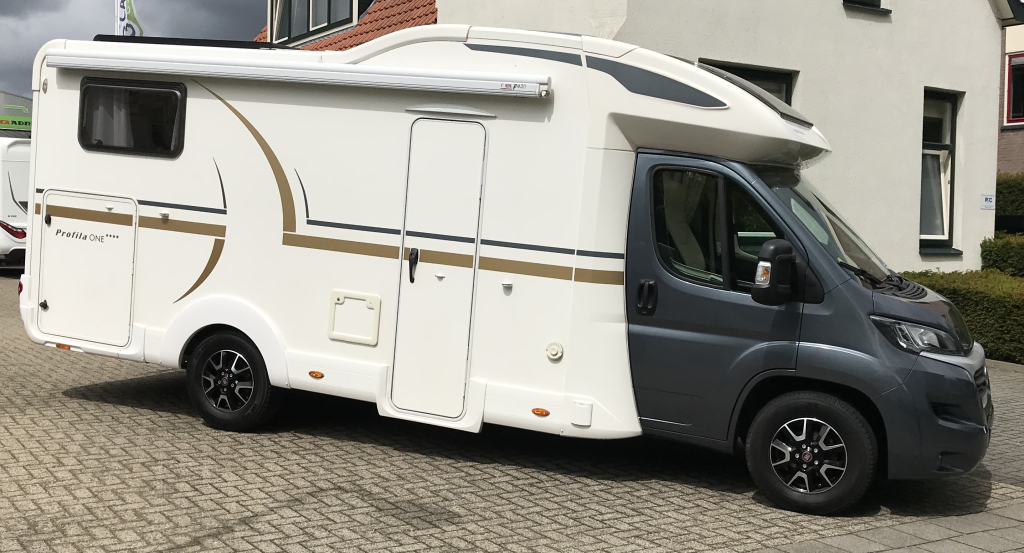 Euramobil 690 # 34000 KM # Vol optie's #  Zeer mooi # foto: 2