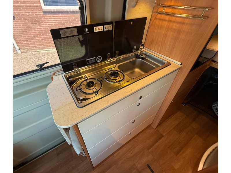 Hymer Grand Canyon CL 4 slaapplaatsen  foto: 11