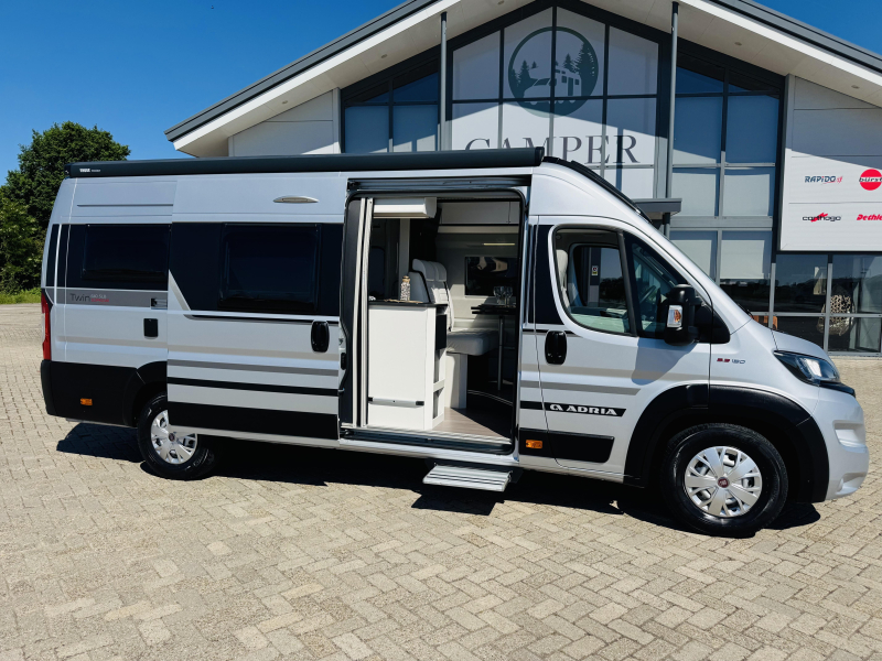 Adria Twin Supreme 640 SLB Camas individuales foto: 4
