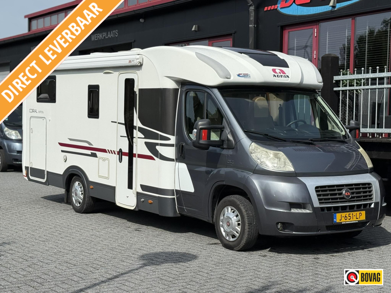 Adria Coral 670 SL Lengtebedden  foto: 0