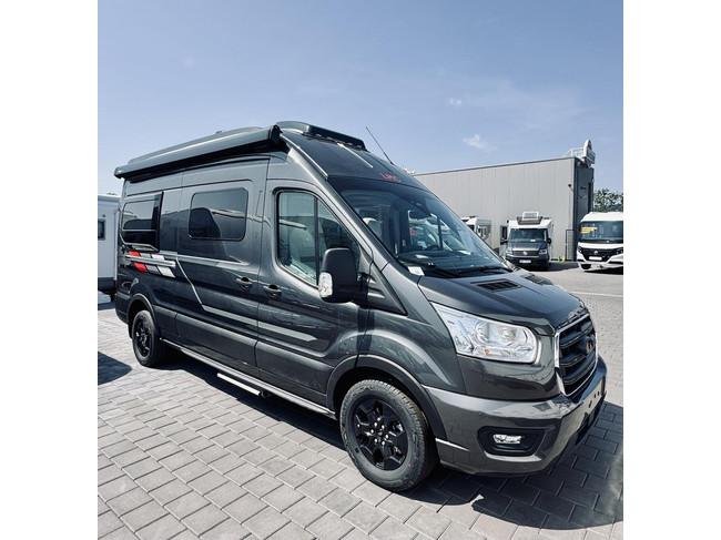 LMC Innovan 592 MJ. 25 + Solar + 200A Lithium + Automaat