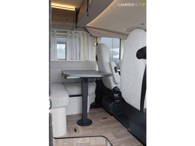 Hymer Exsis-I 580 Pure | 165cv | Camas individuales | Panel solar | Portabicicletas Thule | Cama abatible | Toldo Thule | 6.99M | foto: 5