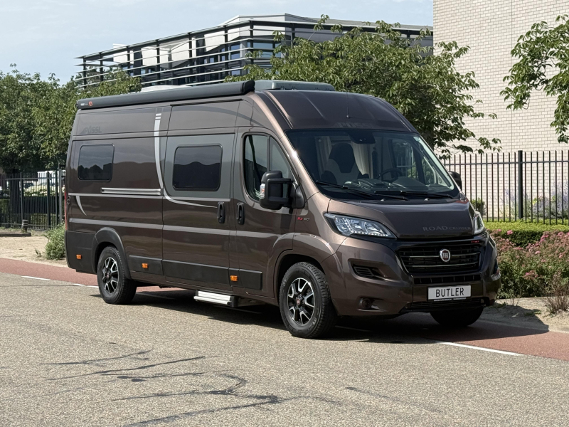 P&ouml;ssl Roadcruiser 640 2021 35.000KM AUT 160CV