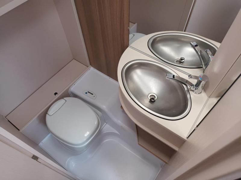 Dethleffs C'Joy 420 QSH  foto: 8