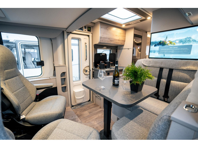 Hymer Exsis I 580 Pure Integraal met Hefbed Hymer Exsis I 580 Pure foto: 23
