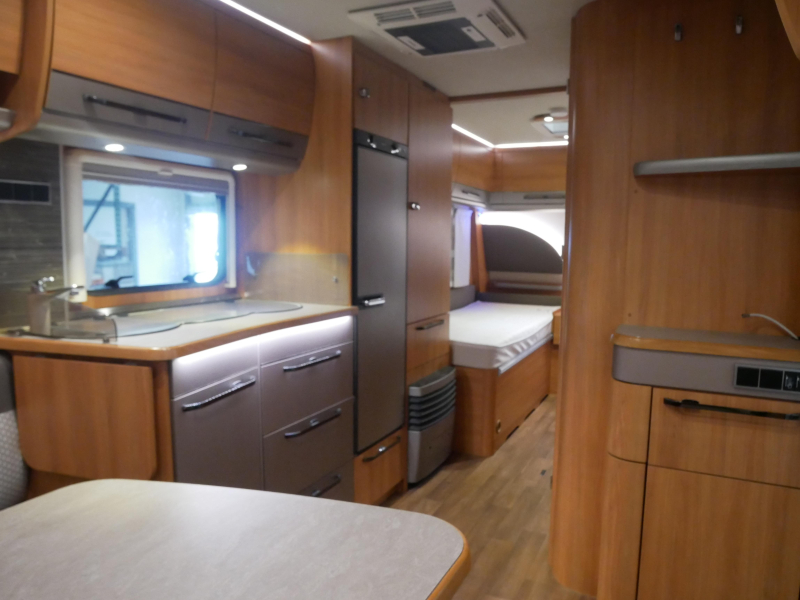 Eriba Nova GL 530 Mover, awning, air conditioning photo: 7