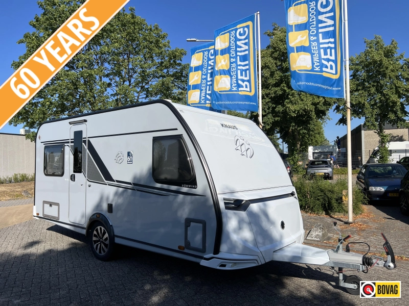 Knaus Sudwind 60 Years 450 FU voortent audioinstallatie